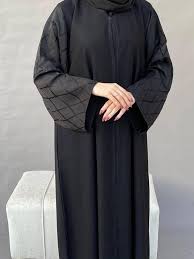عباية نسائية